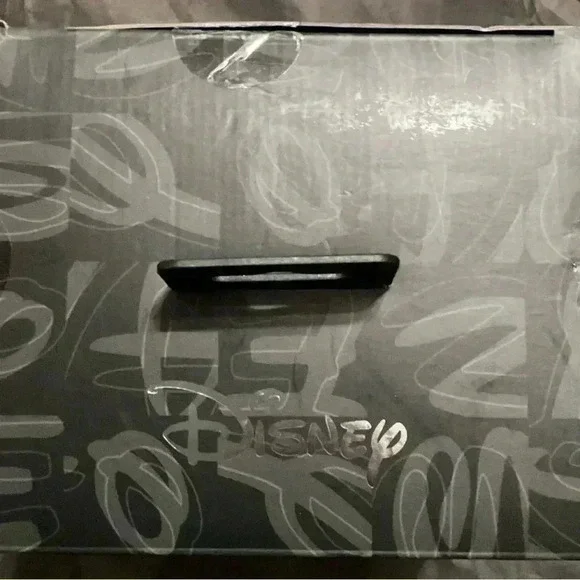 Disney Elsa Humidifier With Speaker NEW - Picture 3 of 5